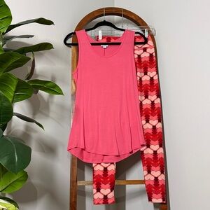 Lularoe MEDIUM Pink Tank Top and Valentines Print ONE SIZE Leggings